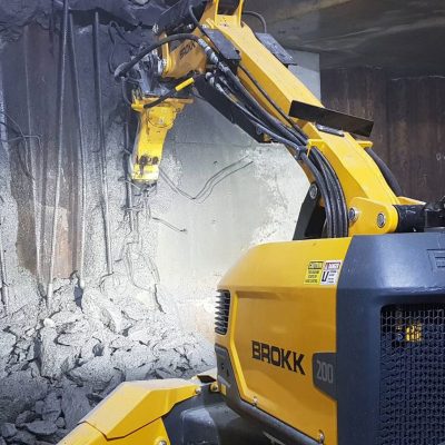 brokk-200-demolition-robot